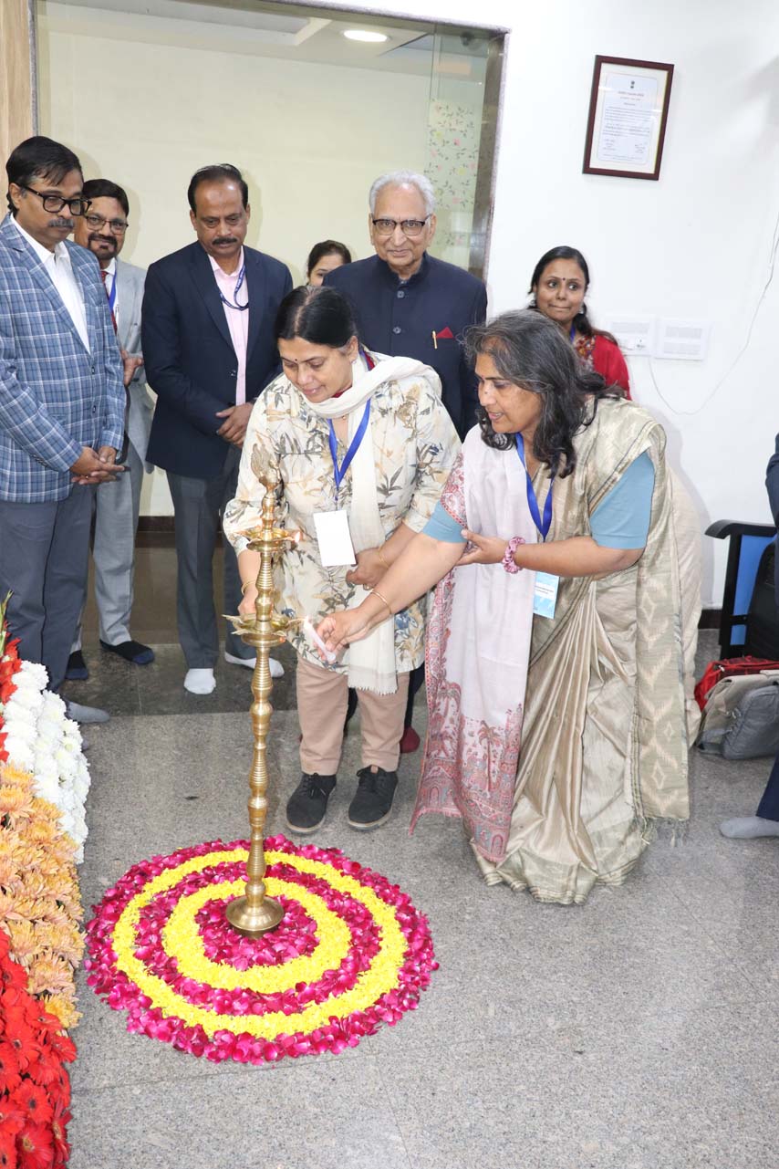 “Carbon Footprint and Sustainability Evaluation for Transportation Infrastructure Using Geosynthetics” Workshop Proceedings Report “Carbon Footprint and Sustainability Evaluation for Transportation Infrastructure Using Geosynthetics” Workshop Proceedings Report